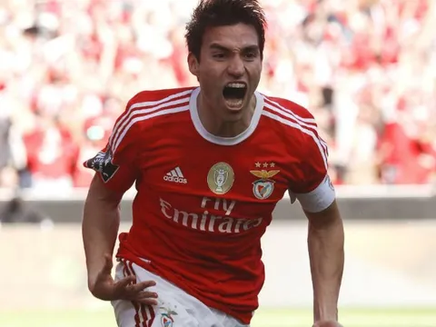 Gaitan, Sneijder và những cầu thủ 'đồn' mãi mà chưa đến Man Utd