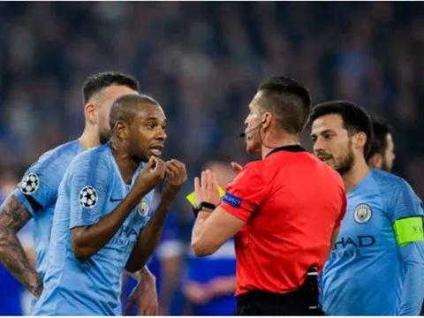 4 điểm nhấn Schalke 04 2-3 Man City: VAR là "Vua", Sane quyết định thế cục