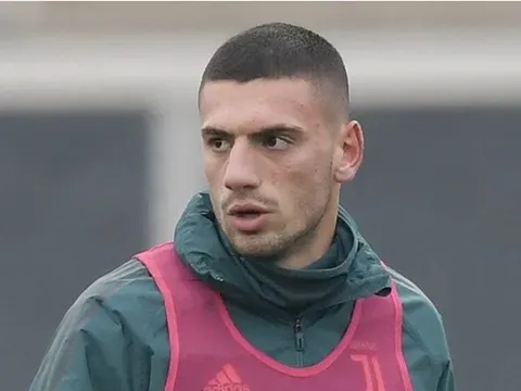 Bị Juve "dội gáo nước lạnh", Leicester vẫn chưa thôi mơ mộng "đá tảng TNK"