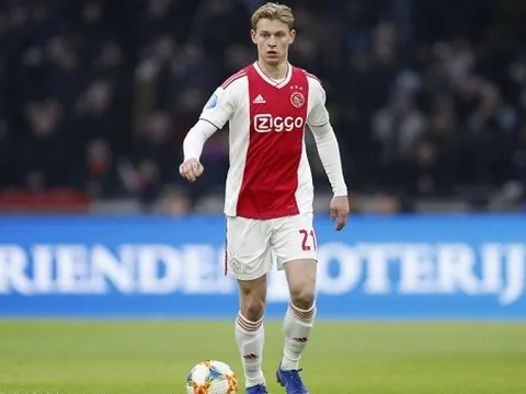 “Cậu ấy có thể trở thành Xavi hoặc Iniesta mới”