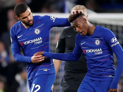 "Cậu ấy là mối nguy trước Man Utd, là tương lai của Chelsea"