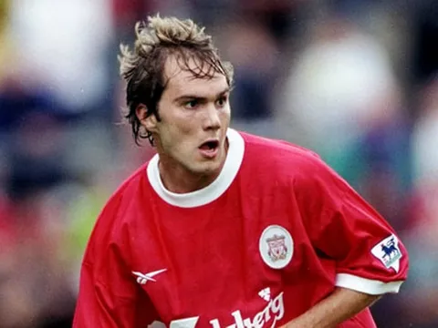 "Cậu ấy sẽ khó thay thế hơn Salah, Liverpool hãy cẩn trọng"