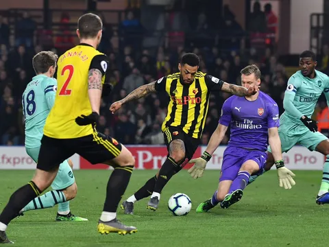 "Cậu ta nên bị tống xuống đội trẻ" - Muôn màu cảm xúc fan Arsenal sau trận Watford
