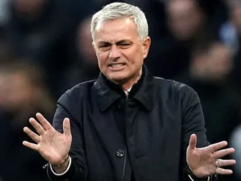 CĐV Arsenal: "Gã ấy thật ngu nếu quyết định chơi dưới trướng Mourinho"