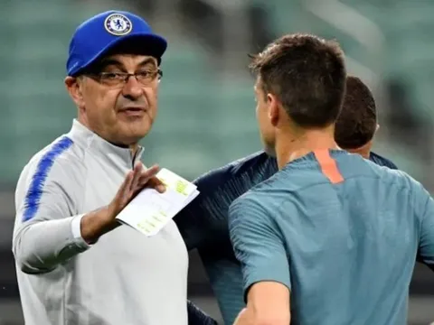 CĐV Chelsea nổi điên vì mất người hùng vào tay Juventus