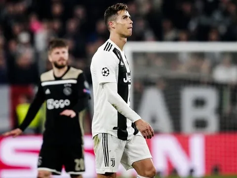 CĐV điên tiết: "Đồ ngạo mạn, hãy về Man Utd ngay và luôn đi"