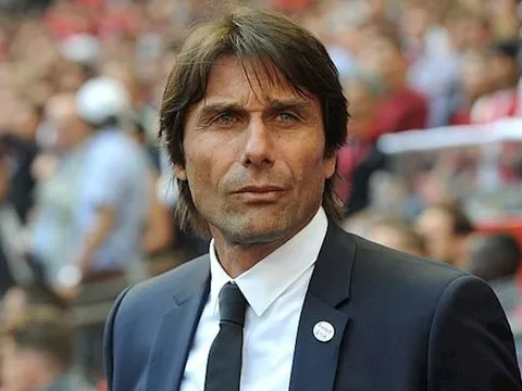 CĐV Juventus buông lời cay đắng dành cho Antonio Conte