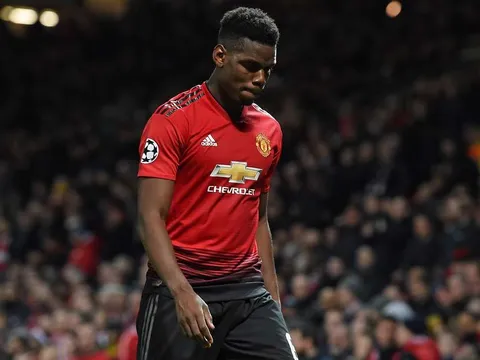 CĐV Man Utd "đau đớn" lắng nghe thông điệp của Pogba