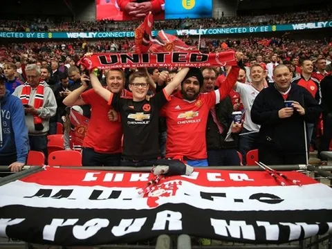 CĐV Man Utd: "Cậu ấy nên đến và làm đội trưởng của câu lạc bộ"