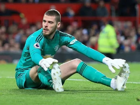 CĐV cùng nói 1 điều sau sai lầm của De Gea