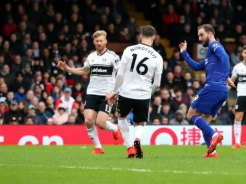 '1 pha dứt điểm thật khó tin'