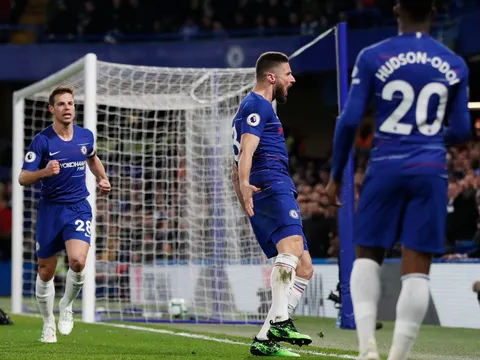 "Cậu ấy sẽ là một ngôi sao tương lai, cần được ra sân thêm nữa"