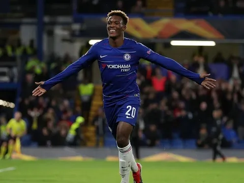 Khó tin! Chelsea đang thờ ơ với 'tương lai' của đội bóng