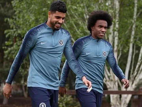 Chelsea đón nhận sự trở lại quan trọng trước ngày đại chiến Frankfurt