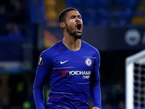 Chelsea đưa ra quyết định về tương lai của sao trẻ