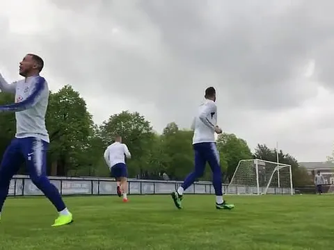 Chelsea gặp ngay phiền toái trong buổi tập đầu tiên trên đất Mỹ
