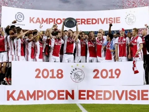 Chelsea quan tâm đến sao trẻ của nhà tân vô địch Hà Lan