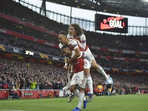 Chelsea vs Arsenal: Bạn chọn kèo nào?