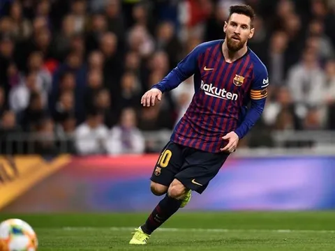 Messi tiếp tục ghi tên mình vào lịch sử các trận El Clasico