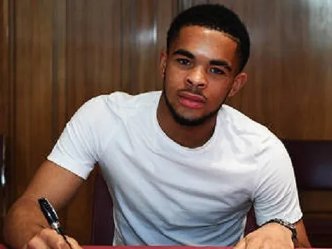 CHÍNH THỨC: Arsenal có bản hợp đồng mới ở vị trí chạy cánh