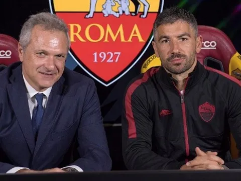 CHÍNH THỨC: Roma trói chân hậu vệ làm bàn xuất sắc nhất Châu Âu