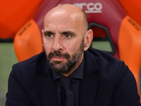 CHÍNH THỨC: Roma sa thải "Phù thuỷ chuyển nhượng", cơ hội cho Arsenal