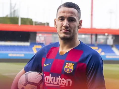 CHÍNH THỨC: Barca công bố tân binh đầu tiên, "cựu thần đồng" Inter Milan