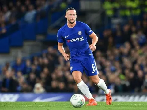 CHÍNH THỨC! Chelsea đẩy đi cái tên đầu tiên, "nhà vô địch" Premier League