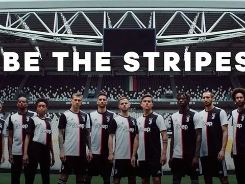 CHÍNH THỨC: Juventus công bố áo đấu mùa giải tới