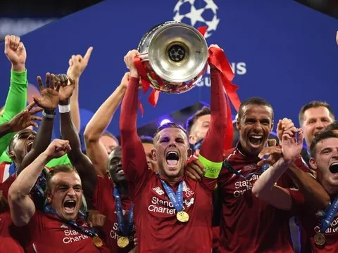 CHÍNH THỨC! Liverpool chia tay 2 cái tên đầu tiên sau khi vô địch Champions League