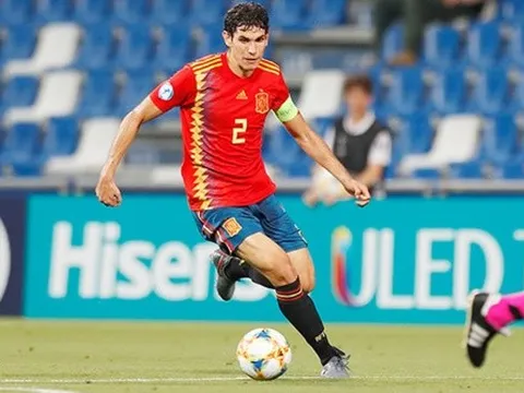 CHÍNH THỨC! Real Madrid rút "Fernando Hierro mới" khỏi Ngoại hạng Anh