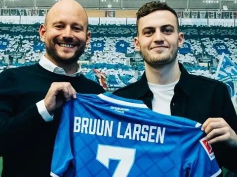 CHÍNH THỨC: Thanh trừng hàng công, Dortmund đẩy đi cái tên thứ 2 sau Alcacer