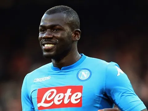 Chọc tức Napoli, Real Madrid chỉ bỏ ra 80 triệu euro cho “siêu trung vệ”