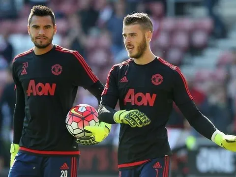 Chốt cái tên thay thế gây sốc, Man Utd đẩy đi De Gea