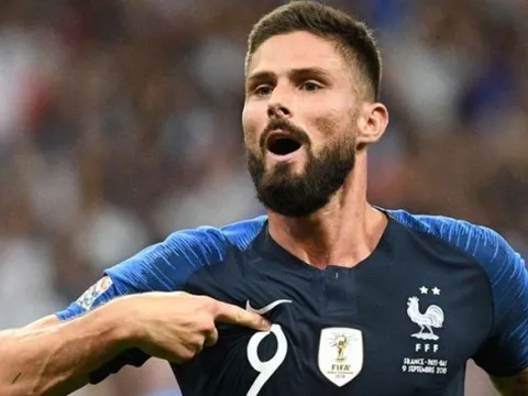 Chủ tịch Lyon nhòm ngó nhà vô địch World Cup của Chelsea