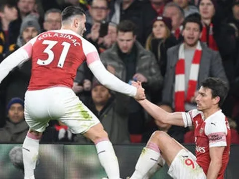 Chưa đấu Tottenham, Arsenal đã "lo sốt vó" về 2 trụ cột