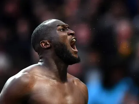 Fan Man Utd: Chúng tôi thậm chí không thể thở vì anh ấy!