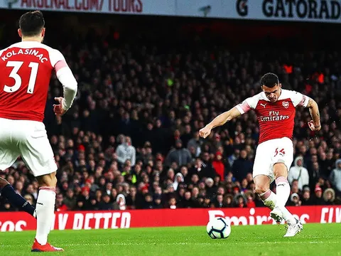 Chuỗi bất bại của M.U với Solskjaer kết thúc bởi cú 'Xhakaboom'