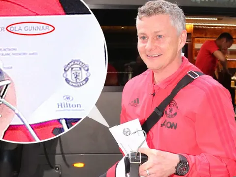 Chuyển khách sạn, Man United ngay lập tức dính phải 'điềm báo xấu'