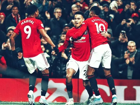 Chuyện khó tin, hàng công Man Utd tốt hơn Liverpool?