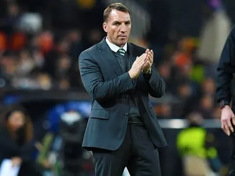 Claude Puel vừa bị sa thải, CĐV Leicester đã nghĩ ngay đến 2 cựu HLV Liverpool