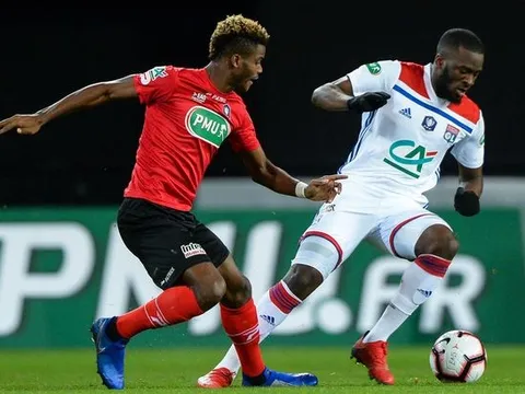 Cỗ đã bày, chờ Man Utd chiêu mộ "Fernandinho phiên bản 90 triệu bảng"