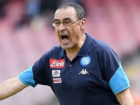 Vừa gia nhập Juventus, Sarri đã bị "dằn mặt" không thương tiếc