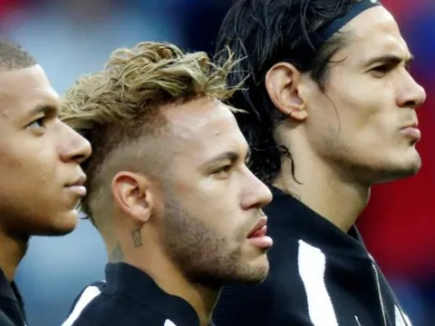 Có một "người ngoài hành tinh" đang xưng bá ở nước Pháp