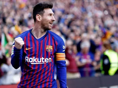 Còn ai nói Messi không vĩ đại ở Barcelona?