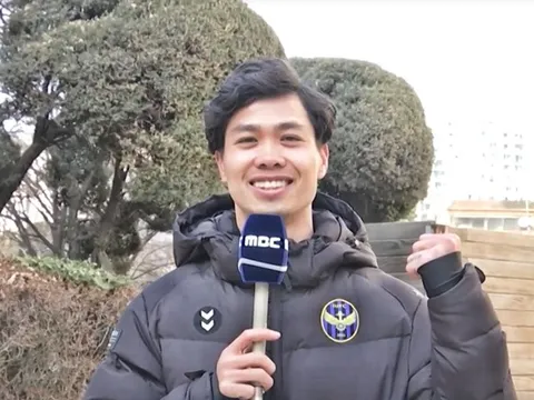 Công Phượng nói về thời tiết Hà Nội trên truyền hình Hàn Quốc