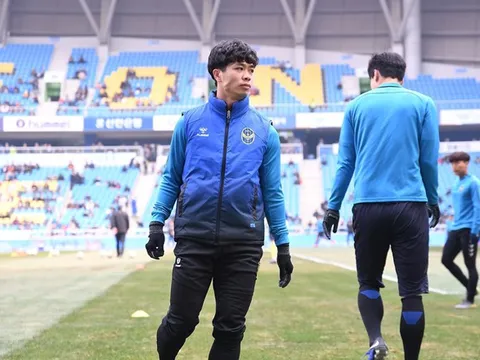 Báo Hàn: "Công Phượng hòa nhập nhanh, một mình gồng gánh Incheon United"