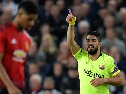 Hạ M.U, Suarez và Coutinho cười tươi rói bên cạnh 'cựu thù' Quỷ Đỏ