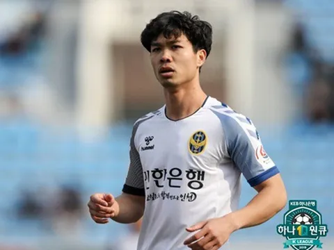 Báo Hàn: "Đó là pha xử lý nhanh, gọn, chính xác, không một động tác thừa"