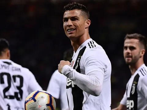 Cristiano Ronaldo cân nhắc làm HLV khi giải nghệ